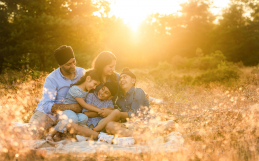 6 reasons why you should invest in family photography